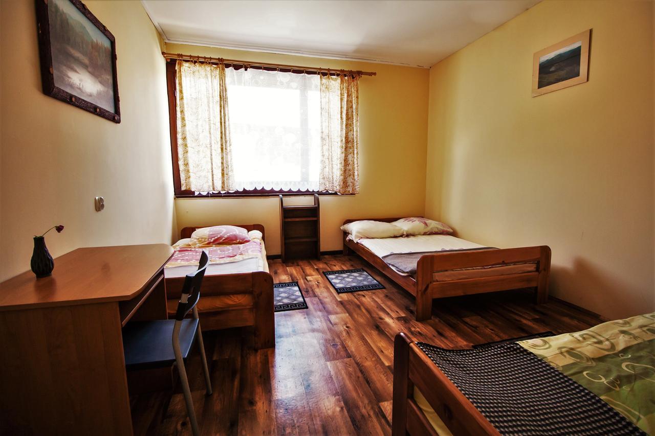Kremenaros Hostel Ustrzyki Gorne Exterior photo